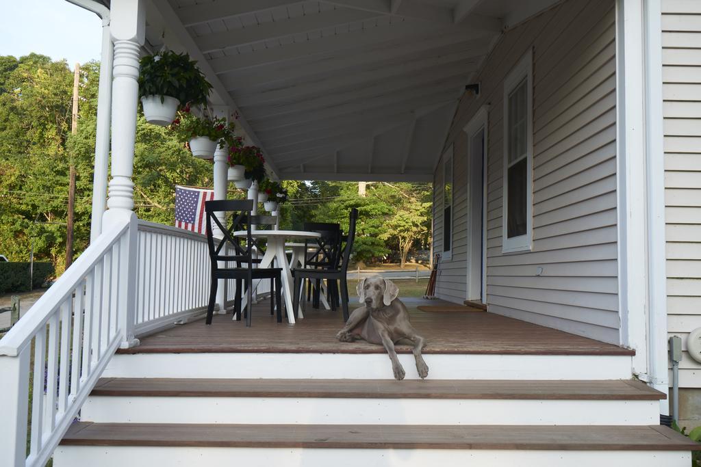 Seven Resort Style Inn Near Beach Shelter Island Heights Εξωτερικό φωτογραφία